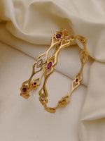 Load image into Gallery viewer, Stylish Imitation Gold Kangan Elegant And Affordable