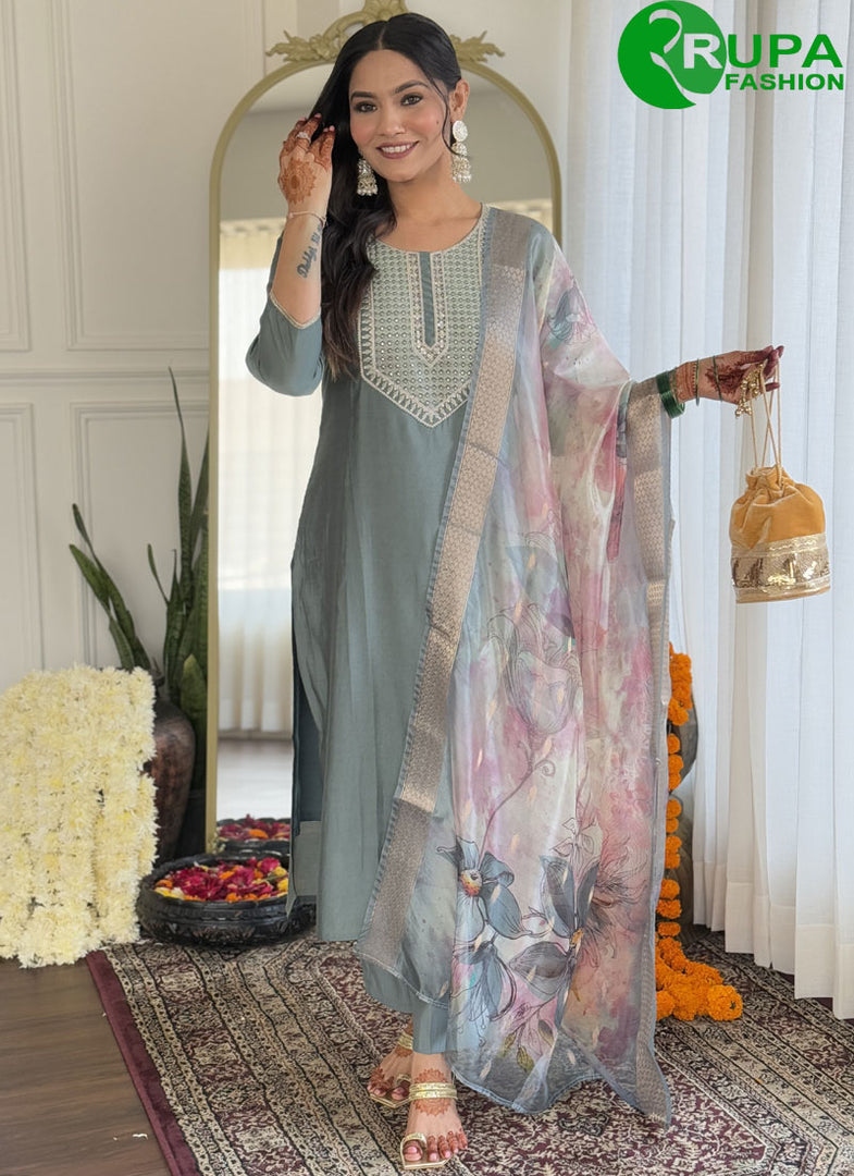 Splendorous Green Color Embroidery Work,Printed Ceremonial Salwar Suit