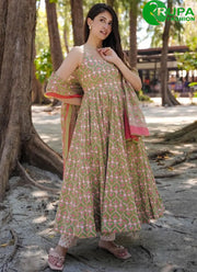 Attractive muted green and a soft pink With Pure Muslin Dupatta