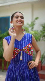 Load and play video in Gallery viewer, Splendid Blue ColorGeorgette Designer with Gamthi, Mirror and Strips Print Work Gown
